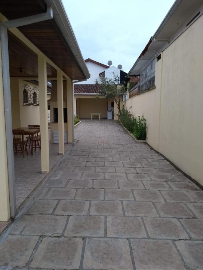 Casa Guaratuba Espacosa E Confortavel エクステリア 写真